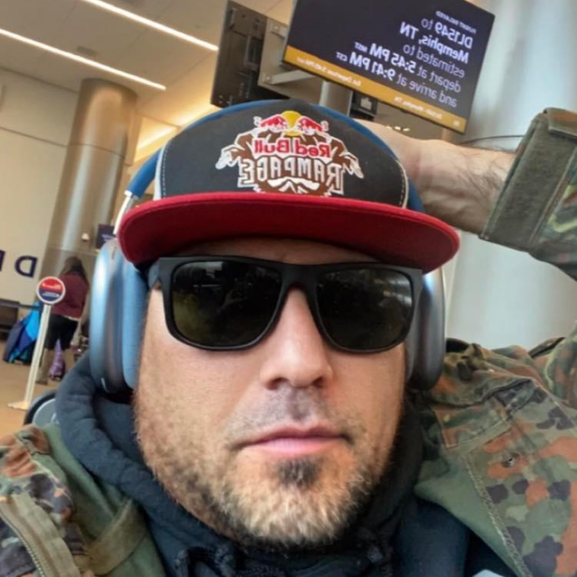 Davey Niño profile photo