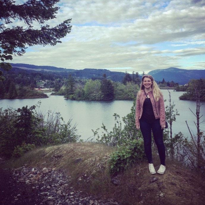 Lizzie Peterson profile photo