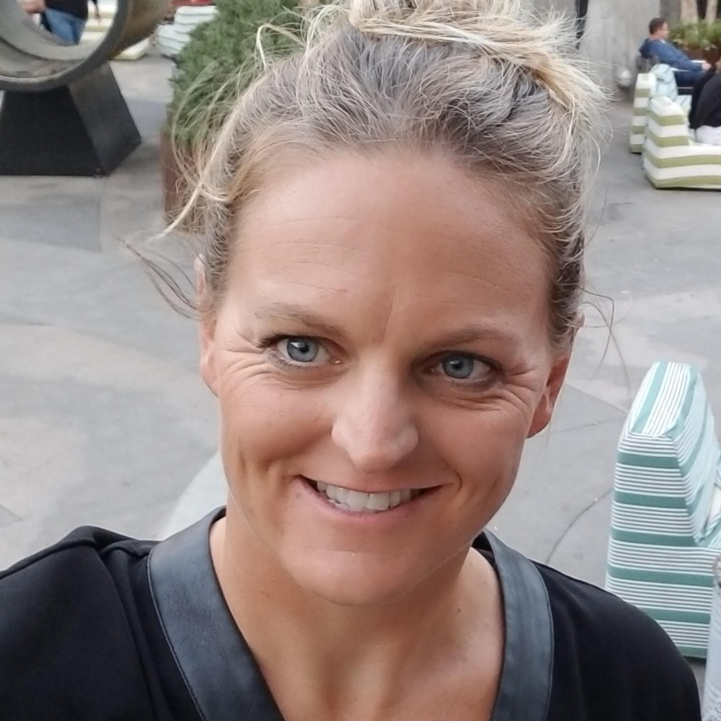 Cat Bell profile photo